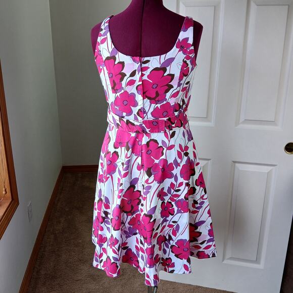 Breakin' Loose Fit & Flare Floral Dress size 12 cotton spandex princess seams - Picture 3 of 15